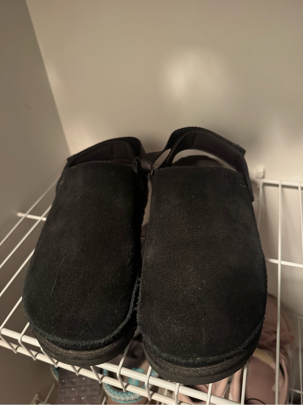 UGG Goldenstar Clogs - Picture 2 of 6